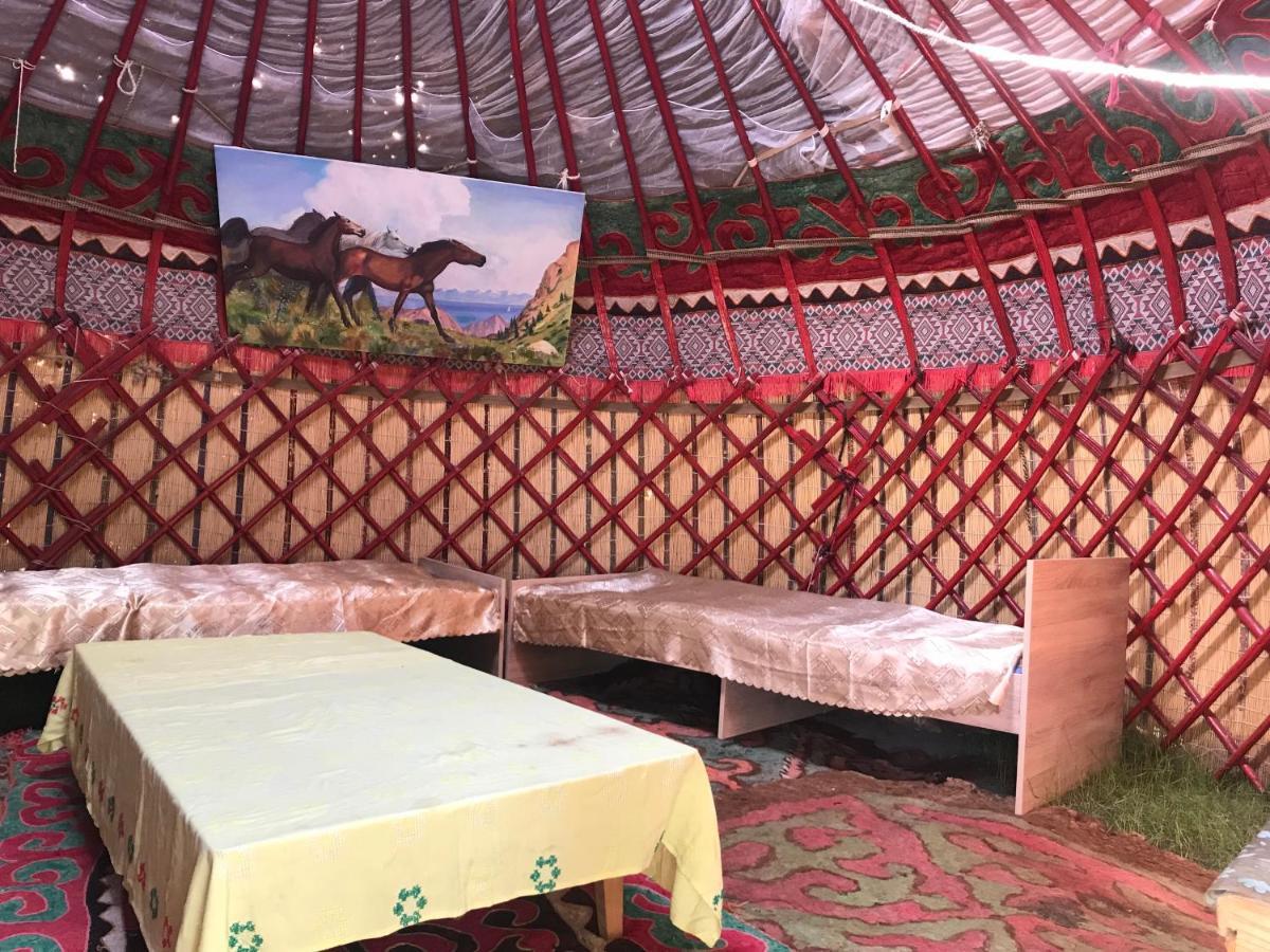 Guesthouse Bermet Tong 외부 사진