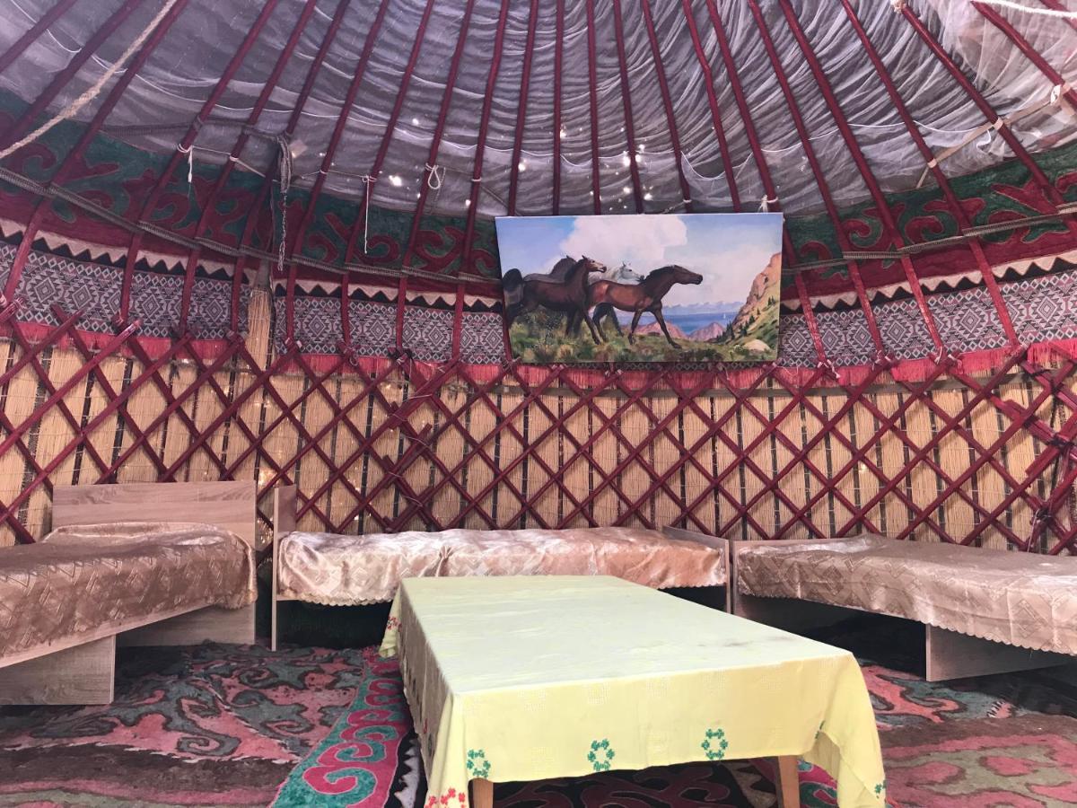 Guesthouse Bermet Tong 외부 사진