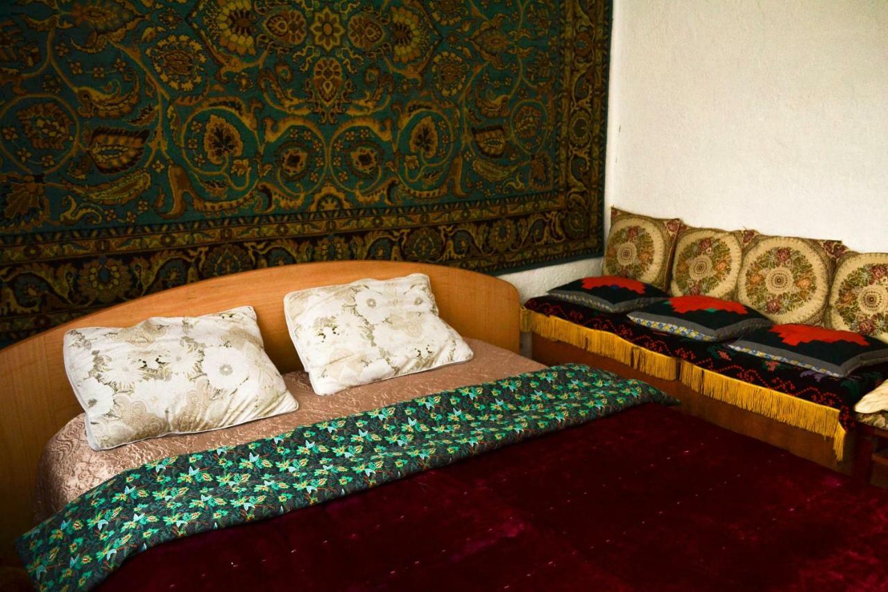 Guesthouse Bermet Tong 외부 사진